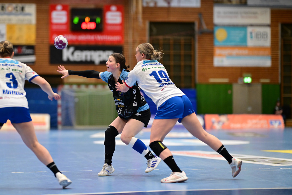 Handball I Frauen I Saison 2024-2025 I 1. HBF I 19. Spieltag I Buxtehuder SV - HSG Blomberg-Lippe | Der Sportfotograf. - Realisiert mit Pictrs.com