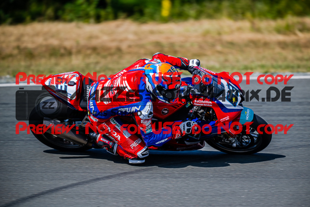 MaZZes_FotoMatrix_220724_3911 | IDM1000