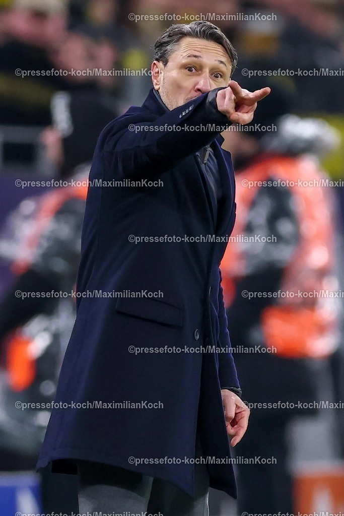 UCL17022601071 | 17.02.2026, Fußball, UEFA Champions League, Borussia Dortmund - Atalanta Bergamo, BVB Stadion, Play-Offs Hinspiel, Saison 2025 2026: Cheftrainer Niko Kovac (BVB #hc) wild gestikulierend am Spielfeldrand   Regulations prohibit any use of photographs as image sequences and or quasi-video.