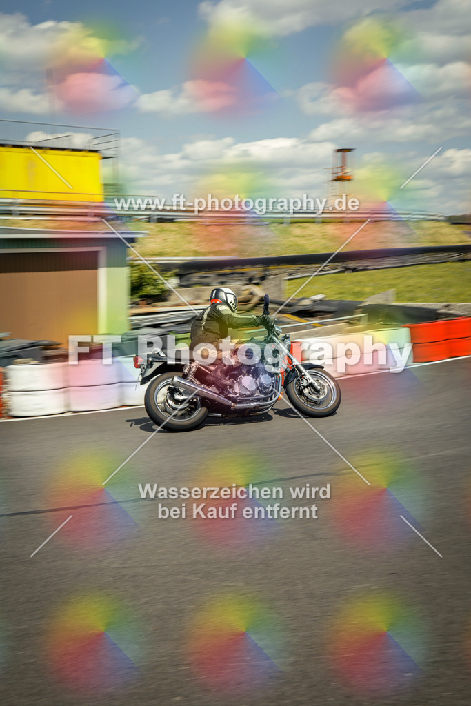OBK_Mai_Justin_Uwe-11024 | Hier findet Ihr Bilder von Touristenfahrten auf der Nürburgring Nordschleife oder von anderen Veranstaltungen die ich besucht habe. Viel Spass beim Durch Schauen 