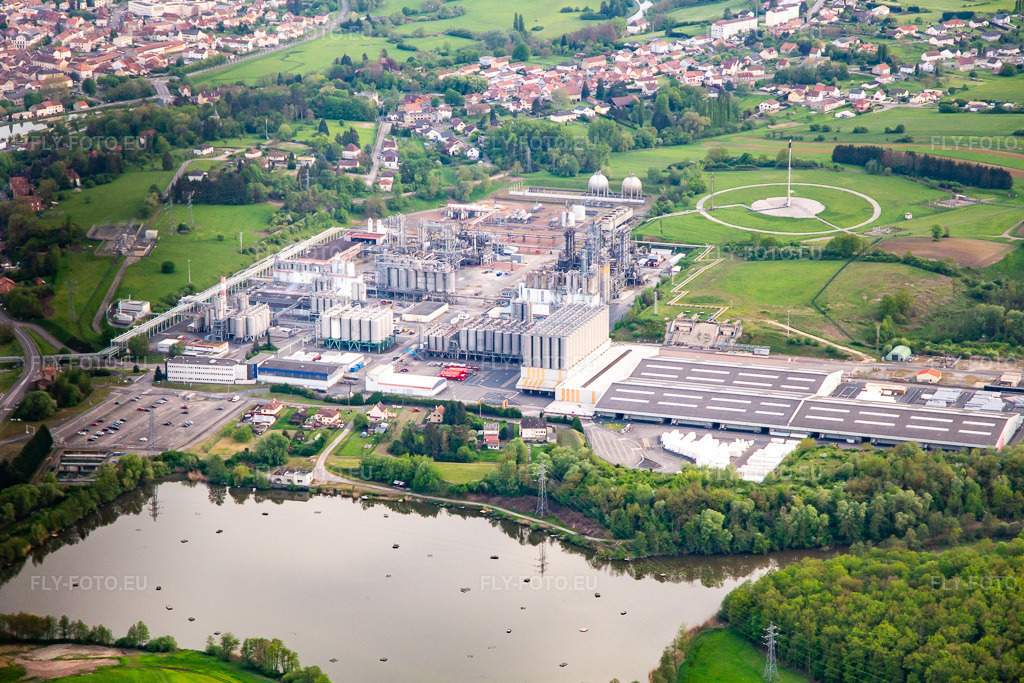 Vue aérienne: INEOS EUROPE Sarralbe, Ortec Industrie à Sarralbe dans le département Moselle, France.Photo: IMG_140507.jpg prise le 30/04/2024 par Werner Riehm/FLY-FOTO.euRésolution de l'original: 5326 x 3551 pxINEOS Polymers - Usine de SarralbeOrtec, groupe international de solutions d'ingénierie et travaux