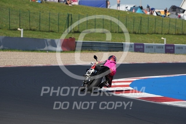 2024_08_11_PBK_32475 | Sportfotografie; SlowMotion; Video; Rennstrecke; Hafeneger; Speer; Racing; RSE; BMW; CBO; Trackday; Motorsportarena; Hockenheimring; Brno; Most; Barcelona; Valencia