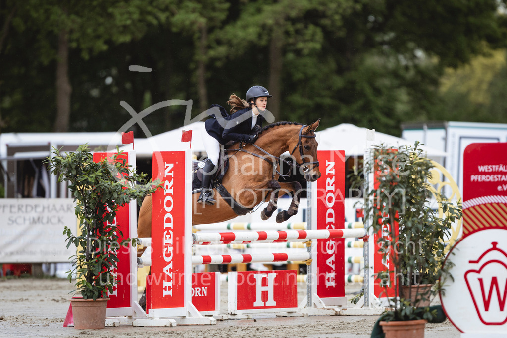 240504_PonyTrophy-150 | Deine schönsten Turniermomente als professionelle Fotos! Entdecke hochwertige Pferdesport-Fotografie im Online-Shop. Jetzt Fotos finden & bestellen!