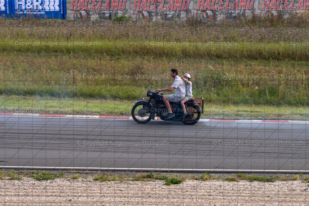 20250906165102D75_6638 | Bitte beachten!!!
Alle Fotos dieser Galerie sind nur grundbearbeitet. Im Falle eines Verkaufs, werde ich die Fotots noch mit dem nötigen Feinschliff versehen. - Realisiert mit Pictrs.com