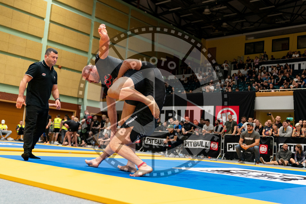 20230916PBB7139 | Fighters compete during the grappling tournement ADCC Trials (European, Middle East and African Championship) in Warsaw, Poland, on September 16, 2023.