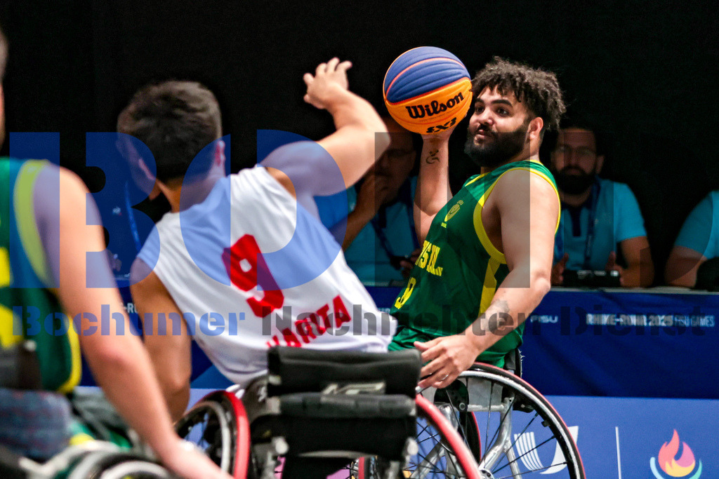 SES_TTG3X320250718-2402 | bond - Realisiert mit Pictrs.com