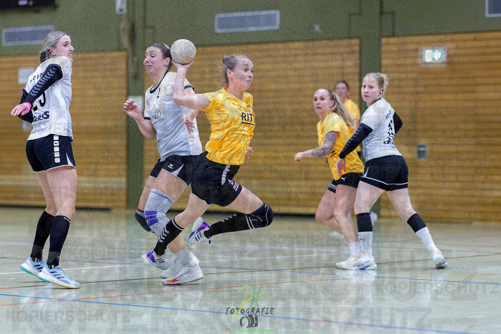 Frauen Oberliga Mitte (HHV); HSG Eibelshausen/Ewersbach - HSG Linden | Frauen Oberliga Mitte (HHV); HSG Eibelshausen/Ewersbach - HSG Linden am 15.11.2025 in Eibelshausen (Holderberghalle)Photo © 2025 - Jörg Heinrich - Realisiert mit Pictrs.com