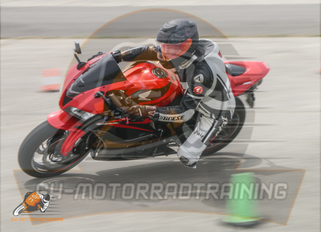IMG_2929 | gh-motorradtraining-foto.de - Realisiert mit Pictrs.com