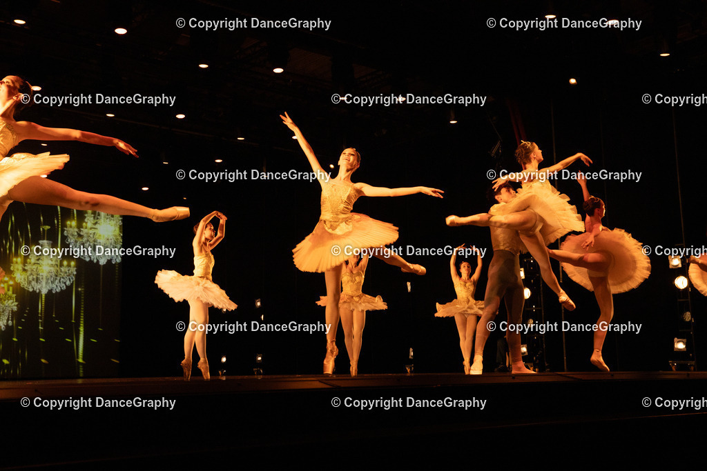 GPHY4539 | DanceGraphy - Realisiert mit Pictrs.com