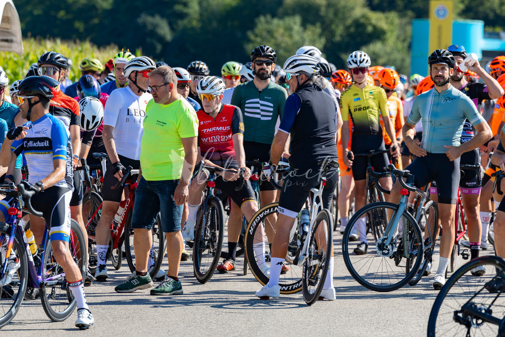 701A3904 | Sportbilder, Sportfotograf, Hochzeits- und Eventfotografin, Flugshows, Portraits und Tiershooting, Aviation, Downhill, Nationalleague, Swissleague, International