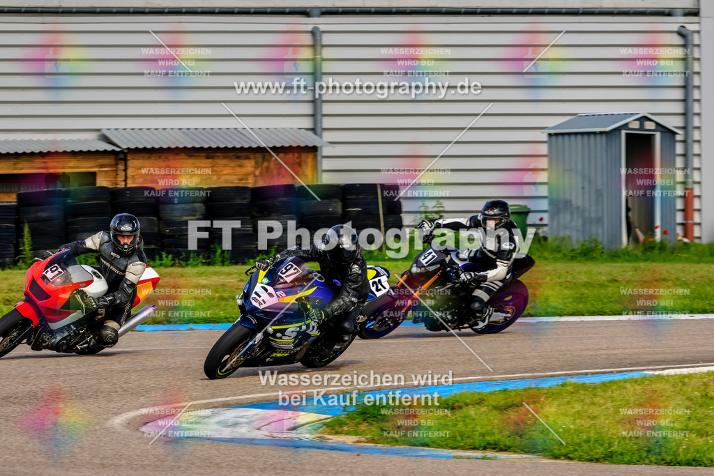 MotoTeam-8342 | Hier findet Ihr Bilder von Touristenfahrten auf der Nürburgring Nordschleife oder von anderen Veranstaltungen die ich besucht habe. Viel Spass beim Durch Schauen 