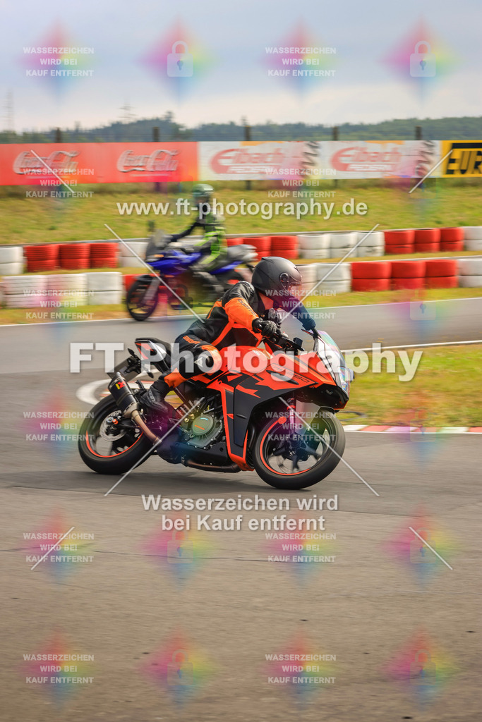 _DSK1930 | Hier findet Ihr Bilder von Touristenfahrten auf der Nürburgring Nordschleife oder von anderen Veranstaltungen die ich besucht habe. Viel Spass beim Durch Schauen 
