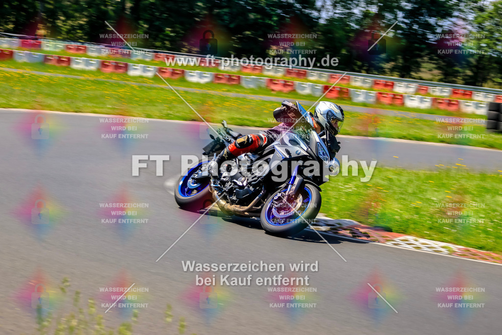 VBK-8023 | Hier findet Ihr Bilder von Touristenfahrten auf der Nürburgring Nordschleife oder von anderen Veranstaltungen die ich besucht habe. Viel Spass beim Durch Schauen 