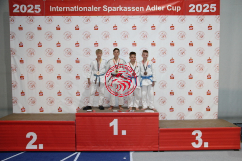 IMG_9846 | Fotos vom Adler Cup - Pictures from Adler Cup

Hier findet Ihr alle Eindrücke und großen Momente der Adler Cup Wochenenden. Here you will find all impressions and great moments of the Adler Cup weekends. - Realisiert mit Pictrs.com