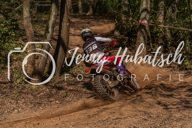 JHF.ECHT.3h.Sonntag.587 | jennyhubatsch-endurofotografie