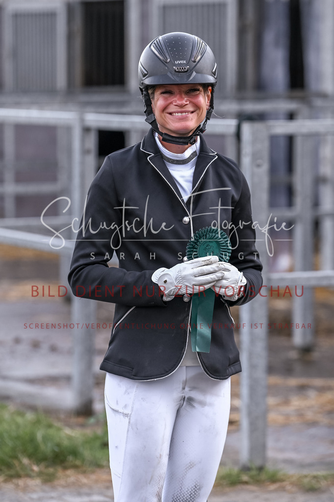 Schugtsche-Aluta25-54.Dressurprf.L1Trense-328 | Schugtsche Fotografie - Realisiert mit Pictrs.com