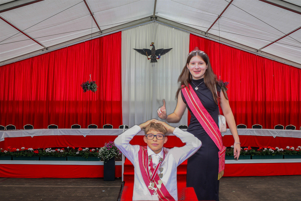 top-top.de-250601-295 | Foto, Video, Fotografie, Videografie, Fotobox, DJ, Discjockey, Musik, Musikbox, Veranstaltung, Photobooth, Amazon, Ebay, Buchtipp, Bestseller, Autor, Verlag, Buch, Wesel, Hamminkeln, NRW, Dinslaken, Rees, Drohne, Hochzeit, Party, Fotobox, Wesel, Fotograf