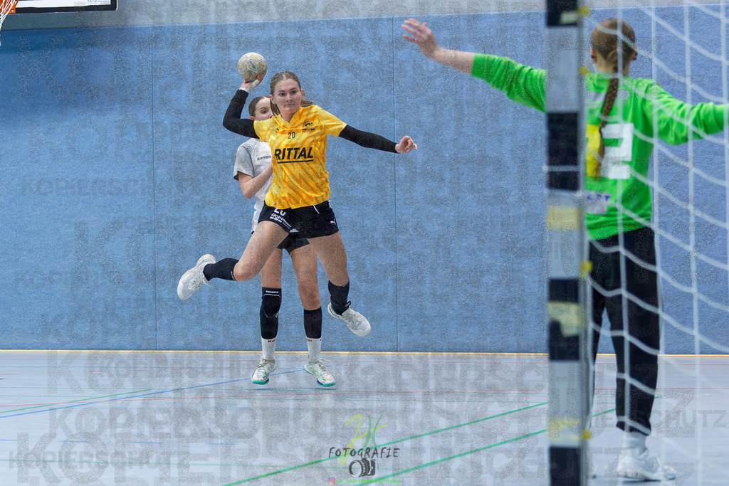 Frauen Oberliga Mitte (HHV); HSG Eibelshausen/Ewersbach - HSG Wettenberg II | Frauen Oberliga Mitte (HHV); HSG Eibelshausen/Ewersbach - HSG Wettenberg II am 13.12.2025 in Steinbrücken (Sporthalle am Hammerweiher)Photo © 2025 - Jörg Heinrich - Realisiert mit Pictrs.com