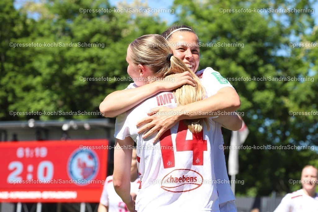 xSSC11052501010 | 11.05.2025, xsscx, Frauen Fußball, 1. FC Köln - Turbine Potsdam, 1. Fußball Bundesliga, 22. Spieltag, Franz-Kremer-Stadion, Saison 2024 2025: Nicole Billa (1. FC Köln 17) jubelnd mit Carlotta Imping (1. FC Köln 14) nach dem 3:0 DFB regulations prohibit any use of photographs as image sequences and or quasi-video.
