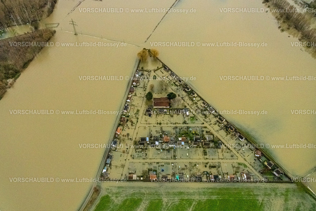 Luenen231204632Lippe | Luftbild vom Hochwasser der Lippe, Weihnachtshochwasser 2023, Fluss Lippe tritt nach starken Regenfällen über die Ufer, Überschwemmungsgebiet Kleingartenverein KGV Grüne Insel, Dreieckform, Waltrop, Ruhrgebiet, Nordrhein-Westfalen, Deutschland