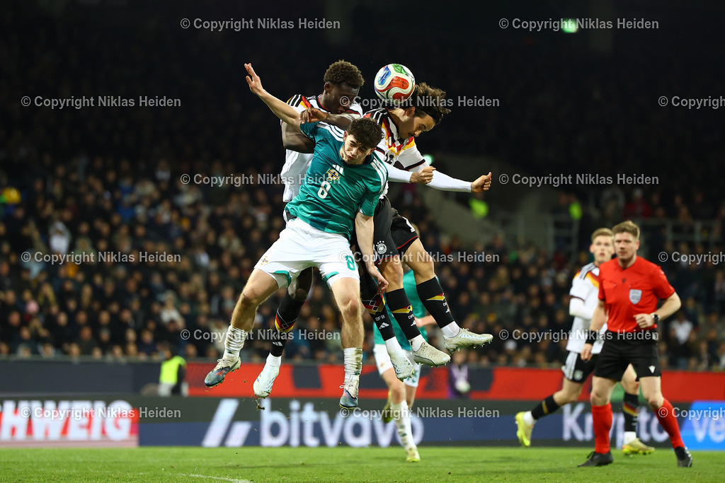 NH_DeutschlandU21_NordirlandU21_U21EMQualifikation_27032026 | #15 Abdoul Karim Coulibaly (Deutschland U21) und #16 Mika Baur (Deutschland U21), #8 Ryan Donnelly (Nordirland U21)Fußball I Junioren I U21-EM-Qualifikation I Saison 2025-2026 I 8. Spieltag I Deutschland U21 - Nordirland U21 I 27.03.2026 I Eintracht-Stadion