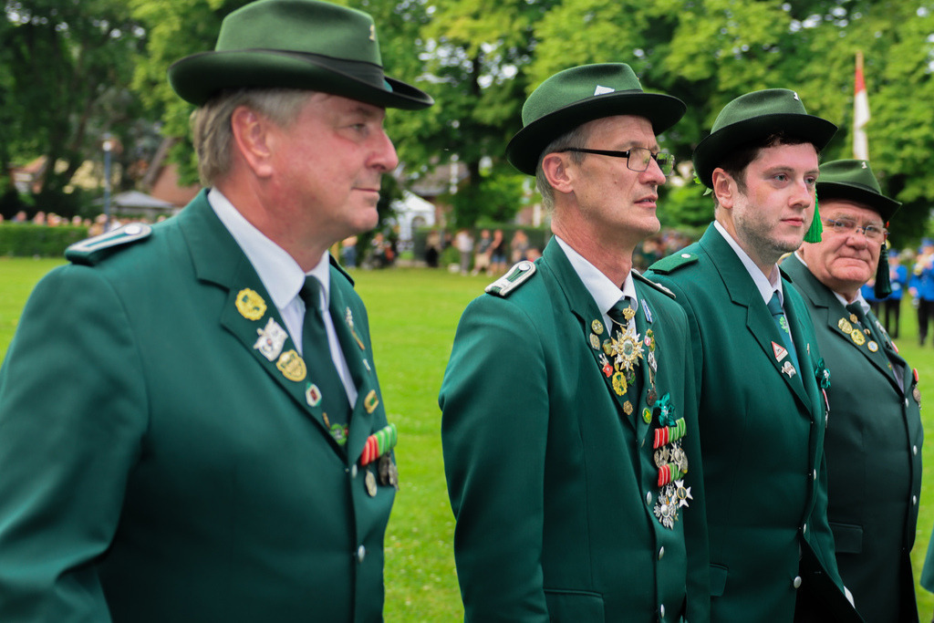 top-top.de-250601-120 | Foto, Video, Fotografie, Videografie, Fotobox, DJ, Discjockey, Musik, Musikbox, Veranstaltung, Photobooth, Amazon, Ebay, Buchtipp, Bestseller, Autor, Verlag, Buch, Wesel, Hamminkeln, NRW, Dinslaken, Rees, Drohne, Hochzeit, Party, Fotobox, Wesel, Fotograf