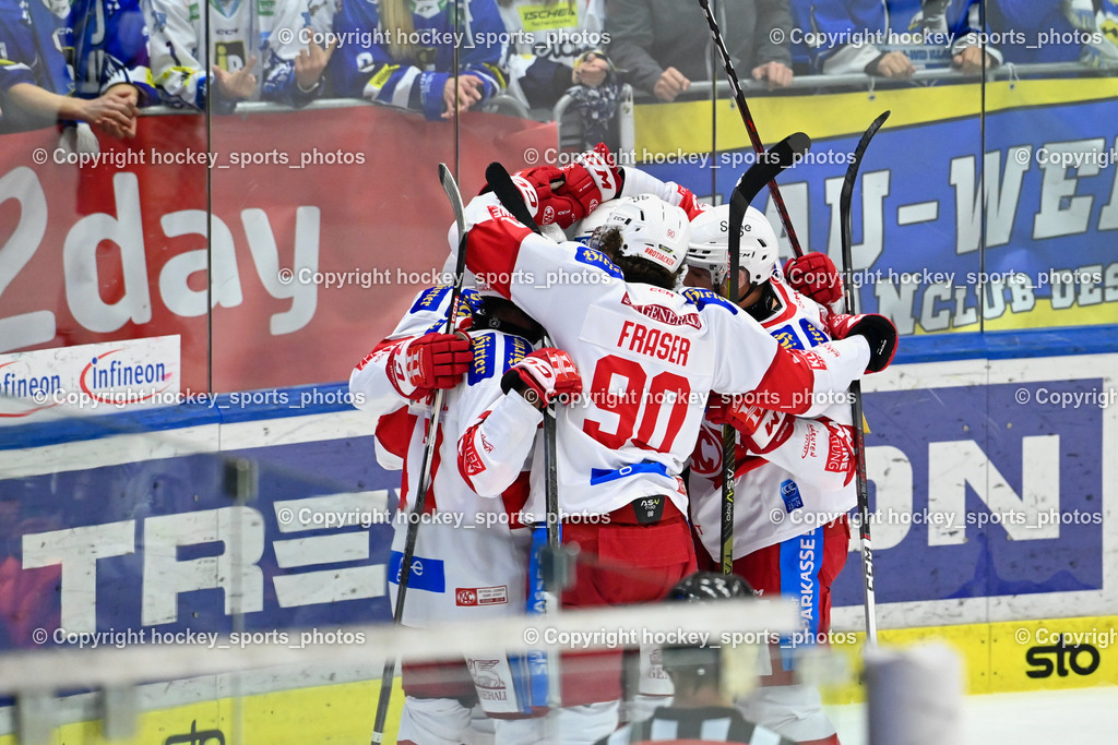 EC IDM Wärmepumpen VSV vs. EC KAC 10.12.202 | Jubel EC KAC Mannschaft, #12 Maier David, #81 van Ee Finn, #90 Fraser Matthew, #47 Witting Marcel