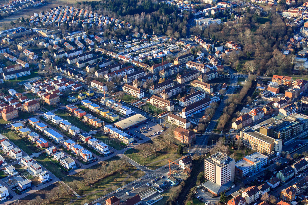 Luftbild: Lazarettstr in Landau in der Pfalz im Bundesland Rheinland-Pfalz in Deutschland. Foto: IMG_37182.jpg vom 22.01.2011 durch Werner Riehm/FLY-FOTO.deAuflösung des Originals: 4201 x 2801 px