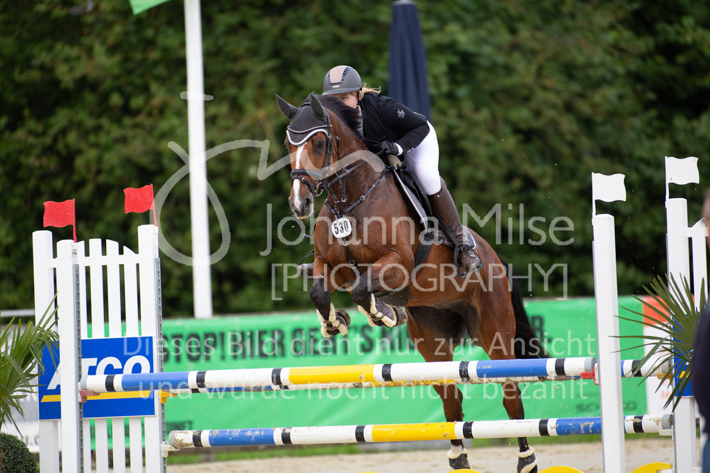 230729_BHO_Springprf.-A2045 | Deine schönsten Turniermomente als professionelle Fotos! Entdecke hochwertige Pferdesport-Fotografie im Online-Shop. Jetzt Fotos finden & bestellen!