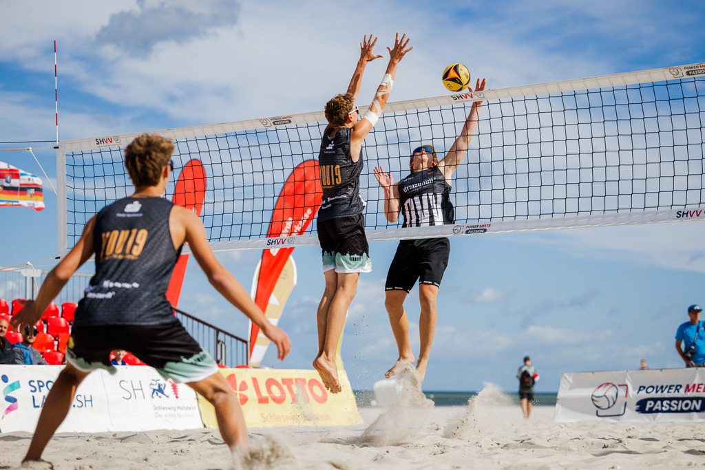 Beachvolleyball I Saison 2026 I Deutsche Meisterschaft U19 I 1. Tag | Jasper Lorenz Fotografie - Realisiert mit Pictrs.com