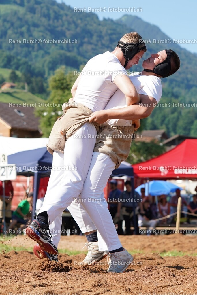 6 | René Burch leidenschaftlicher Fotograf aus Kerns in Obwalden.  Hier finden sie Sport, Landschaft und Natur Fotografie.
 - Realisiert mit Pictrs.com