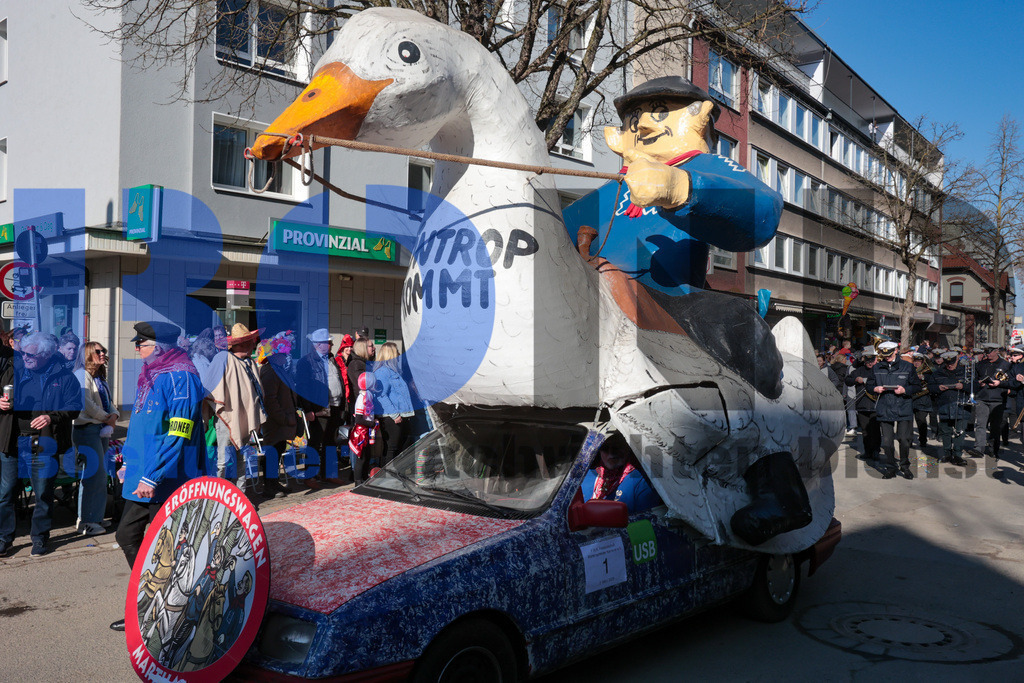 JEM_WATKAR20250302-2 | bond - Realisiert mit Pictrs.com