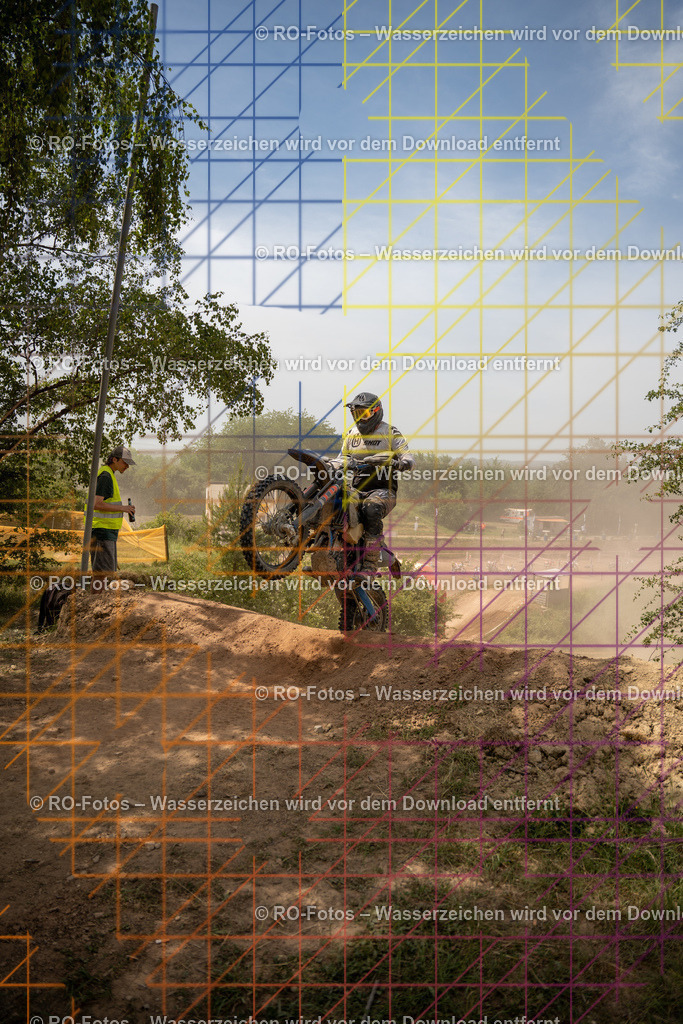 Niederwürzbach 2 Lauf-1309 | Sportfotografie von RO-Fotos: Motorsport, Motocross, Enduro, Laufveranstaltungen und Triathlon. Professionelle Fotos von Sportlern und Events. - Realisiert mit Pictrs.com