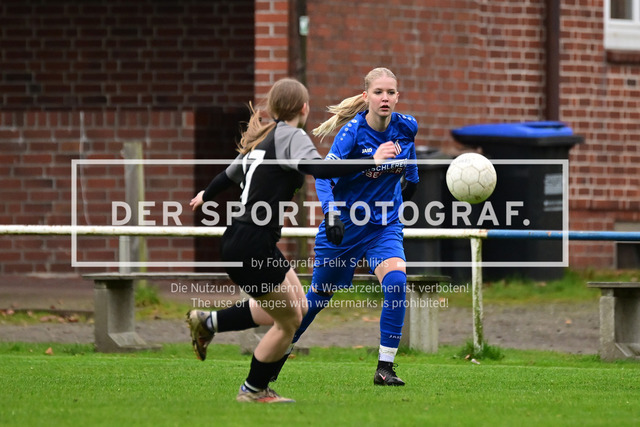 Fußball I Juniorinnen I Saison 2025-2026 I Niedersachsenpokal I Viertelfinale I JFV A-O-B-H-H - FC Rosengarten I 32764 | Der Sportfotograf. - Realisiert mit Pictrs.com