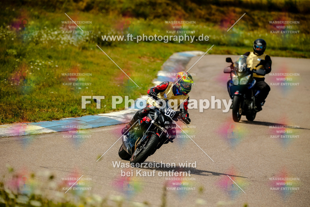 Chambley Juli-2940 | Hier findet Ihr Bilder von Touristenfahrten auf der Nürburgring Nordschleife oder von anderen Veranstaltungen die ich besucht habe. Viel Spass beim Durch Schauen 