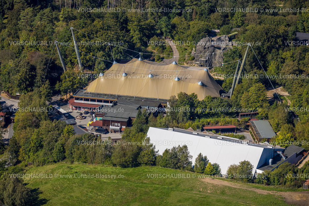 Lennestadt230909669Elspe | Luftbild, Elspe Festival Gelände mit Zeltdach, Elspe, Lennestadt, Sauerland, Nordrhein-Westfalen, Deutschland