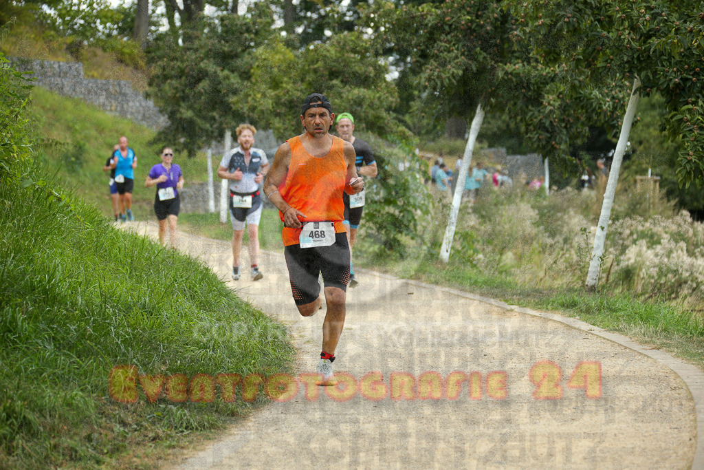 250824_1351_EX1_3979 | Sportfotografie im Rhein-Sieg Kreis, Köln, Bonn, NRW, Rheinland Pfalz, Hessen, etc. Unser Tätigkeitsfeld umfasst den Laufsport vom Volkslauf über den Marathon, Duathlon, Triathon bis zum Ultralauf wie Kölnpfad Ultra oder Schindertrail.