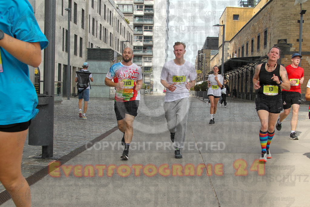 250920_1327_EV4_5618 | Sportfotografie im Rhein-Sieg Kreis, Köln, Bonn, NRW, Rheinland Pfalz, Hessen, etc. Unser Tätigkeitsfeld umfasst den Laufsport vom Volkslauf über den Marathon, Duathlon, Triathon bis zum Ultralauf wie Kölnpfad Ultra oder Schindertrail.