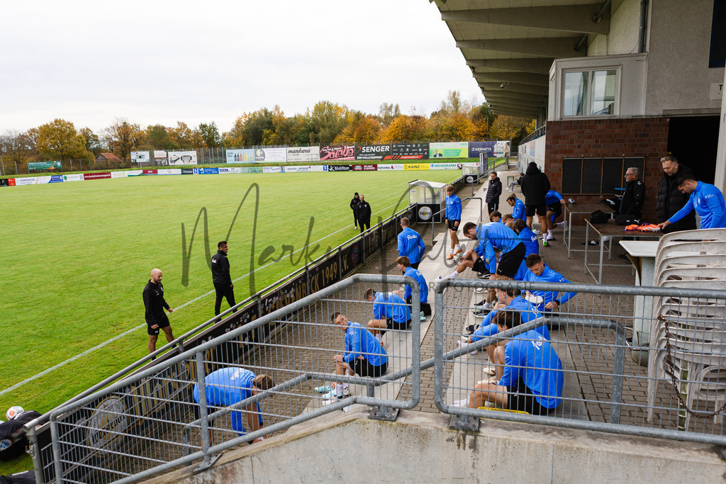2. Bundesliga, Saison 2025/26, 11. Spieltag: SC Preußen Münster - Holstein Kiel | Münster, 31.10.2025: 2. Bundesliga, 11. Spieltag, Holstein Kiel schwitzt im Sportpark Gievenbeck in Münster an. Foto: sportfotografie.ms | Markus Paletta - Realisiert mit Pictrs.com