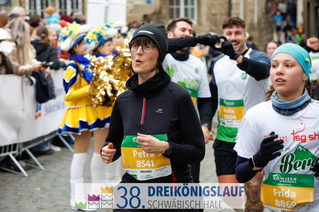 5km Roewisch Wohnbau Cup | 3 Koenigslauf 2024 5km Roewisch Wohnbau Cup - Realisiert mit Pictrs.com