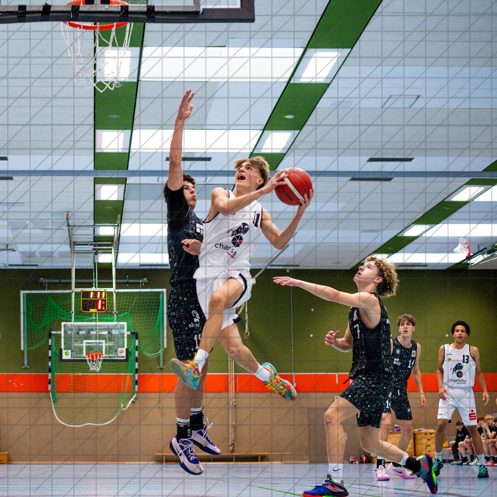 JBBL 24/25 | 23.11.2024 | Charisma Young Bulls vs. UBC Münster  | JBBL 24/25 | 23.11.2024 | Charisma Young Bulls vs. UBC Münster - - - - - CREDIT, www.bullenfotos.de, Martin König, Hörner Weg 40, D-49078 Osnabrück, +4917663732967, Nutzung und Weitergabe nur zu den vereinbarten Zwecken. Presseanfragen an Urheber. Alle Rechte beim Urheber. - - - - - - Realisiert mit Pictrs.com