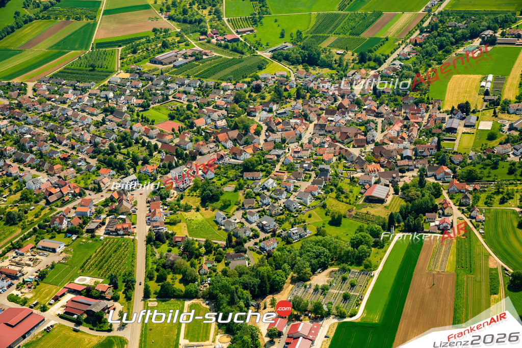 Das Luftbild zeigt  Schlat - Die Luftaufnahme wurde 2023 vom UL-Flugzeug aus erstellt ( keine Drohne ) - Hochauflösende Luftaufnahme - Für grossformatige Ausdrucke geeignet. Die Geschenkidee !Mit Lizenz und Bildrechte bestellbar