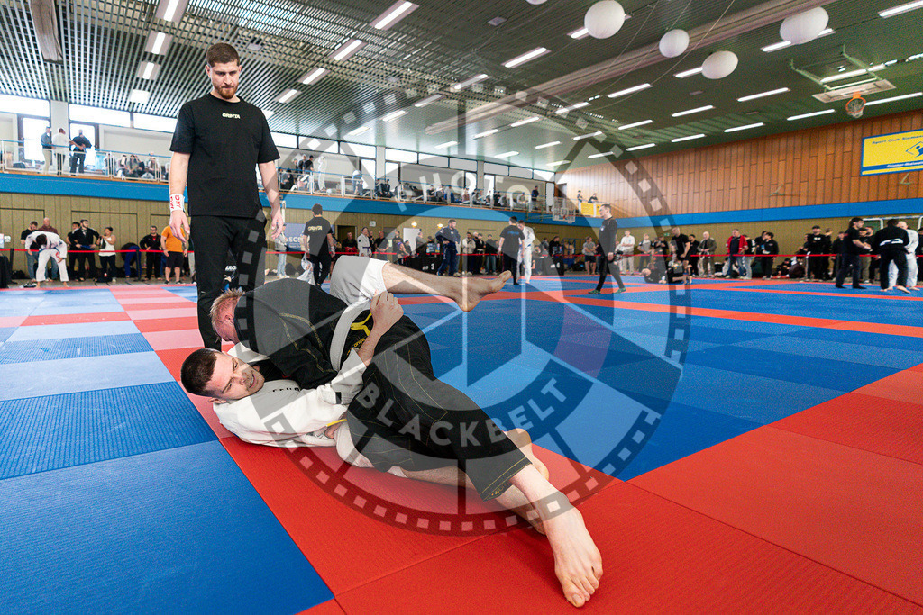 20250510PBB1065 | Athletes compete during the JJLG Berlin Open Jiu-Jitsu Championship on May 10, 2025 in Berlin, Germany. © Chiara Dazi / photoblackbelt