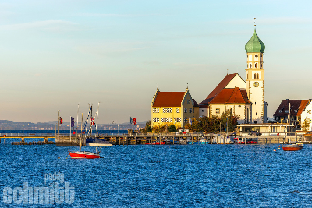 PS-Wasserburg-2026-08 | Entdecke die größte Bildgalerie der Region mit Fotografien aus dem Allgäu, der Bodenseeregion, Oberschwaben, dem Donautal und der Schwäbischen Alb. Landschaften, Luftaufnahmen und Reisefotografie als Wandbild und Fotokunst. - Realisiert mit Pictrs.com