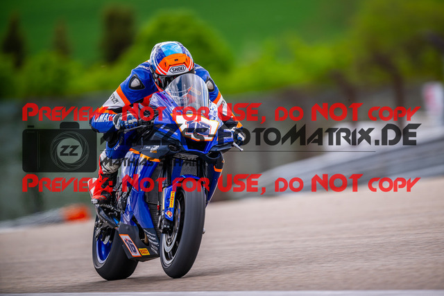 MaZZes_FotoMatrix_240505_6007705_2624 | STK1000