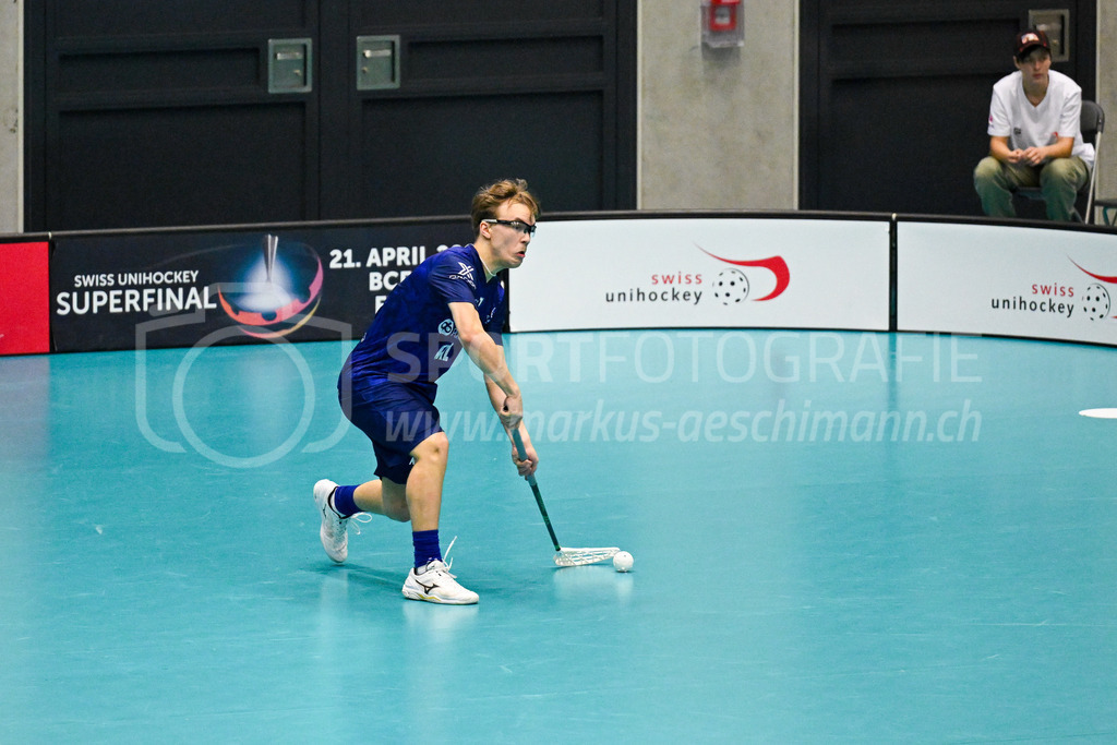 Switzerland U19 vs Finland U19 - 3. February 2024 | Switzerland U19 vs Finland U19
U19 Men International Matches in Switzerland
GoEasy Arena, Siggenthal Station
Finland forward #7 Markus Maronen.
Credit: Markus Aeschimann | <a href="https://www.markus-aeschimann.ch">Sportfotografie Markus Aeschimann</a> | <a href="https://www.instagram.com/sportfotografie.aeschimann">@sportfotografie.aeschimann</a> - Realisiert mit Pictrs.com