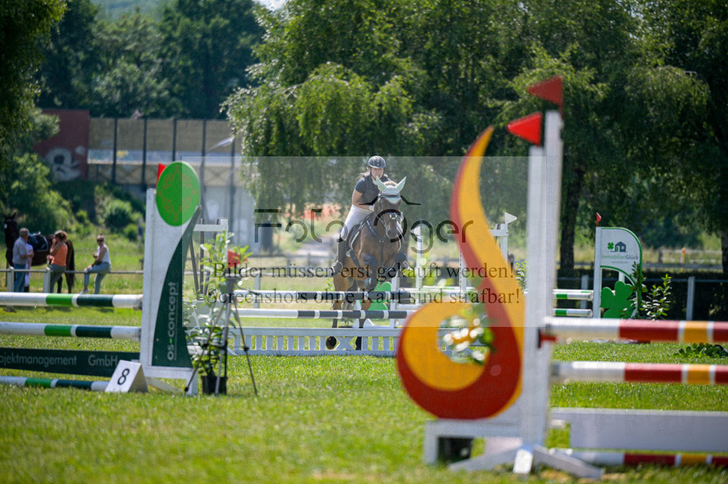 Reitturnier Voxtrup | Entdecke hochwertige Reitturnierfotos von Foto Oger. Professionell, emotional und authentisch – jetzt Lieblingsmomente im Shop bestellen.Deutschlandweite Turnierfotografie. - Realisiert mit Pictrs.com
