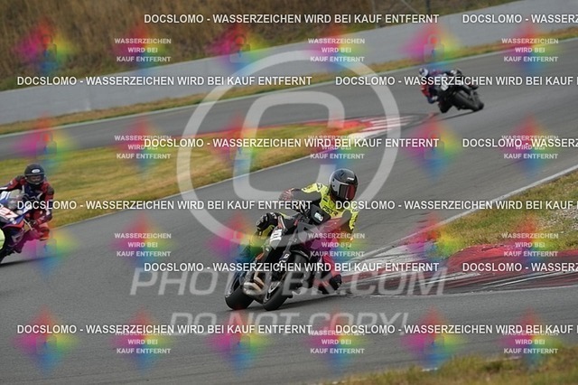 2025_08_29_PBK_12404 | Sportfotografie; SlowMotion; Video; Rennstrecke; Hafeneger; RSE; Speer; Trackday; Motorsportarena; Hockenheimring; Brno; Most; Barcelona; Valencia, Benny; Kaetzmer;