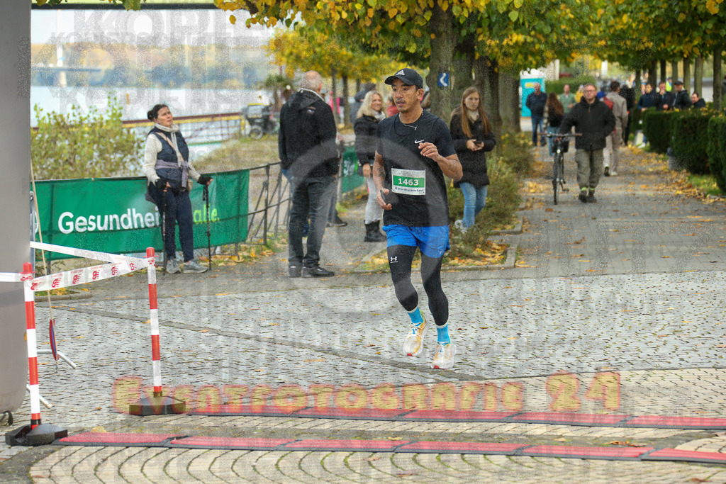 241020_0949_EX1_7195 | Sportfotografie im Rhein-Sieg Kreis, Köln, Bonn, NRW, Rheinland Pfalz, Hessen, etc. Unser Tätigkeitsfeld umfasst den Laufsport vom Volkslauf über den Marathon, Duathlon, Triathon bis zum Ultralauf wie Kölnpfad Ultra oder Schindertrail.