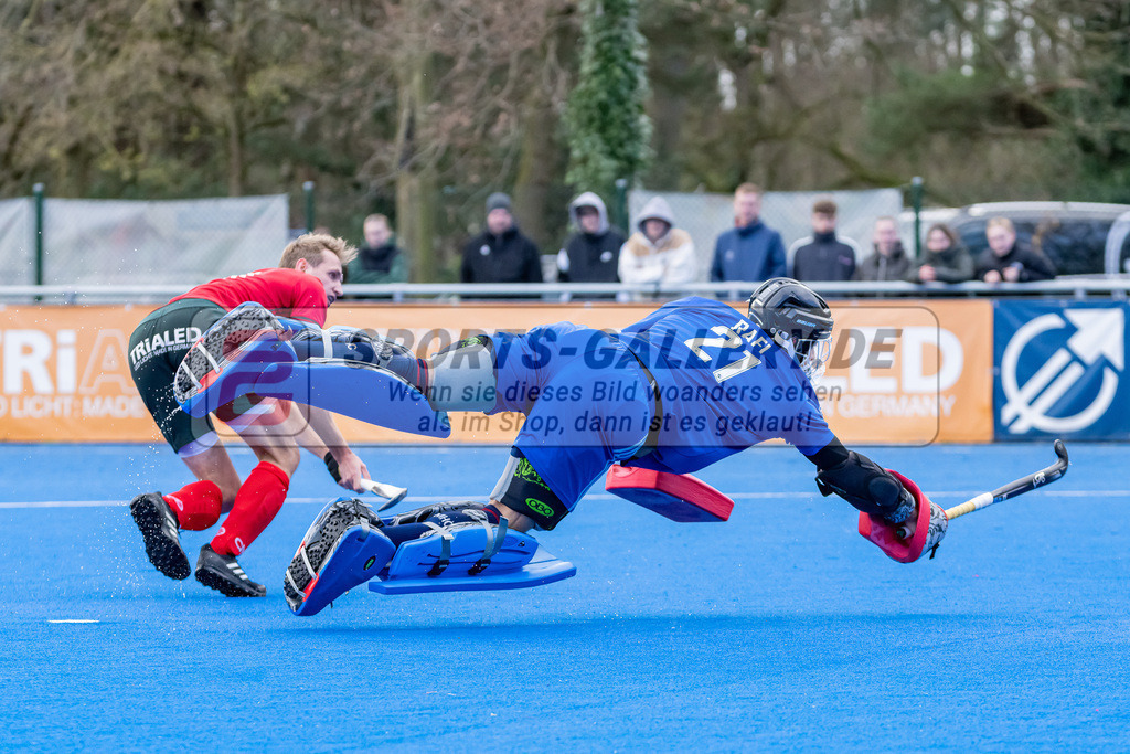 HK_20240323_109995 | 1. Bundesliga Hockey Herren Crefelder HTC - Mannheimer HC am 23.3.2024 Crefelder HTC  Hüttenallee, Krefeld , Niklas Wellen ( Crefelder HTC 10 ) , Adrian Rafi Torwart ( Mannheimer HC #21 )
